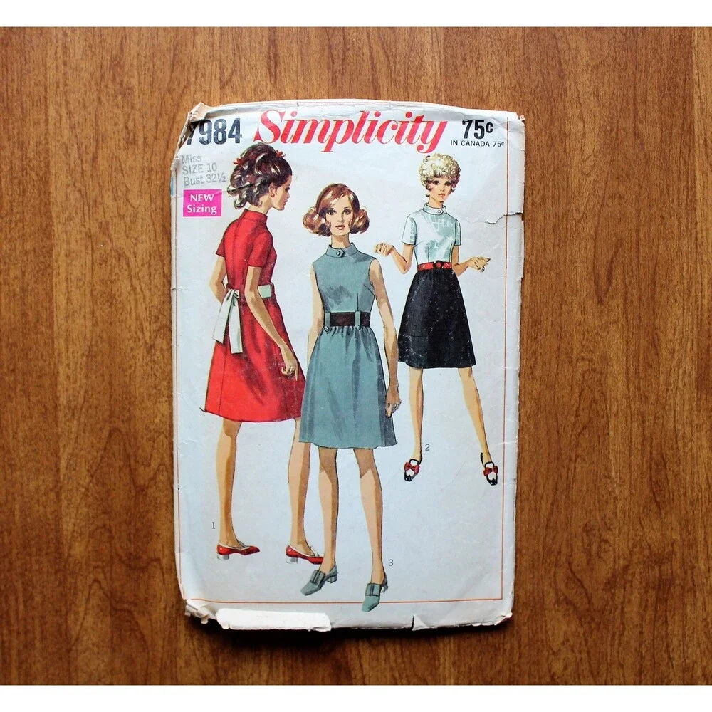 Simplicity 7984 60s Vintage Sewing Pattern Mod Mini Dress